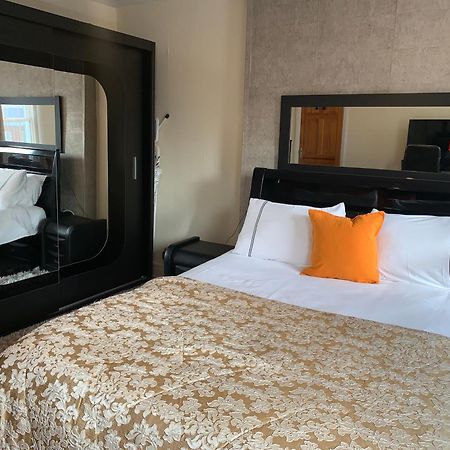 Superbly Furnished Apartment In Central London Exterior photo